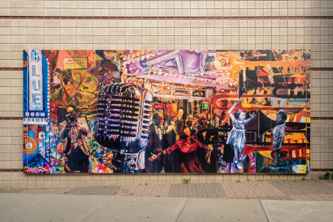 Mural by artist Paige Crosswhite, located in the Jazz District.
Mural by artist Paige Crosswhite, located in the Jazz District.